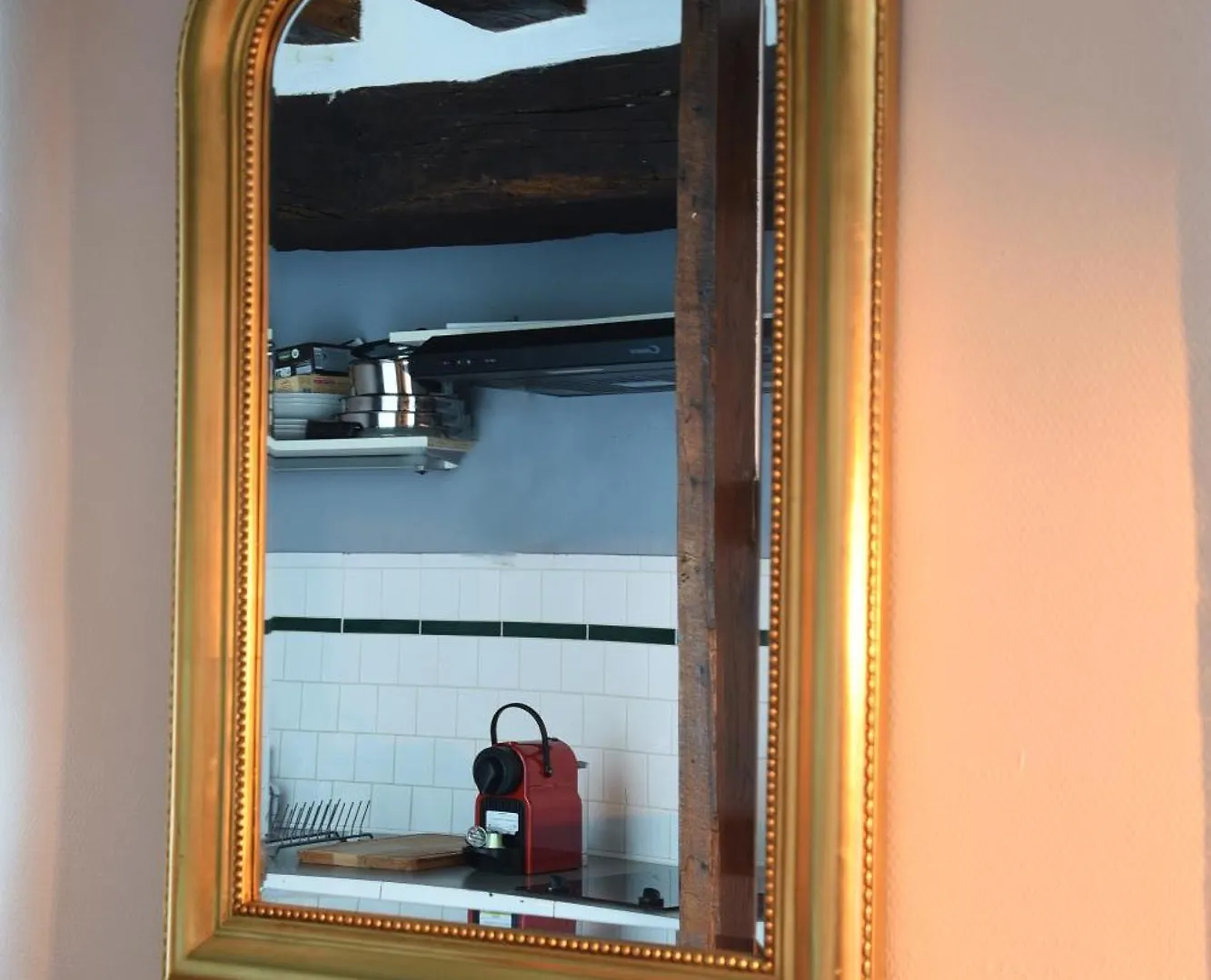 Elegant Retreat By Le Marais Daire Paris
